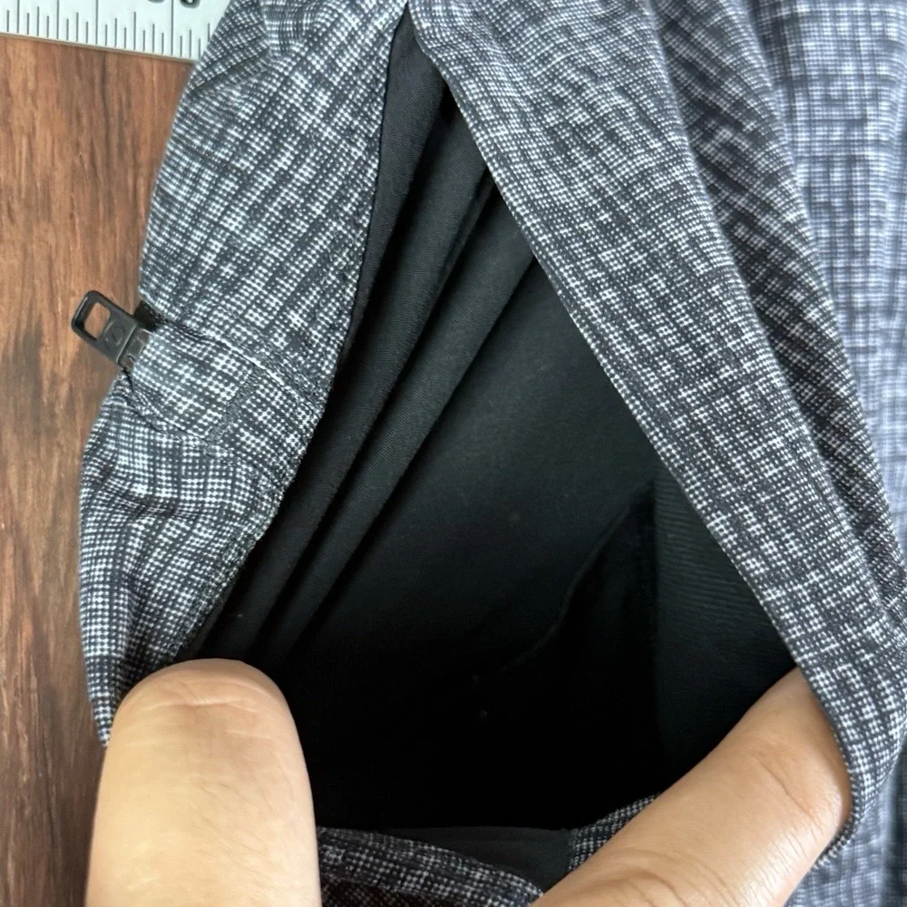 Lululemon Pace Breaker Shorts 9